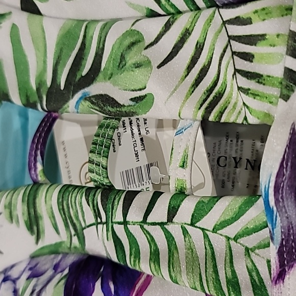 NWT- Hibiscus and Palm Tankini - Picture 2 of 7